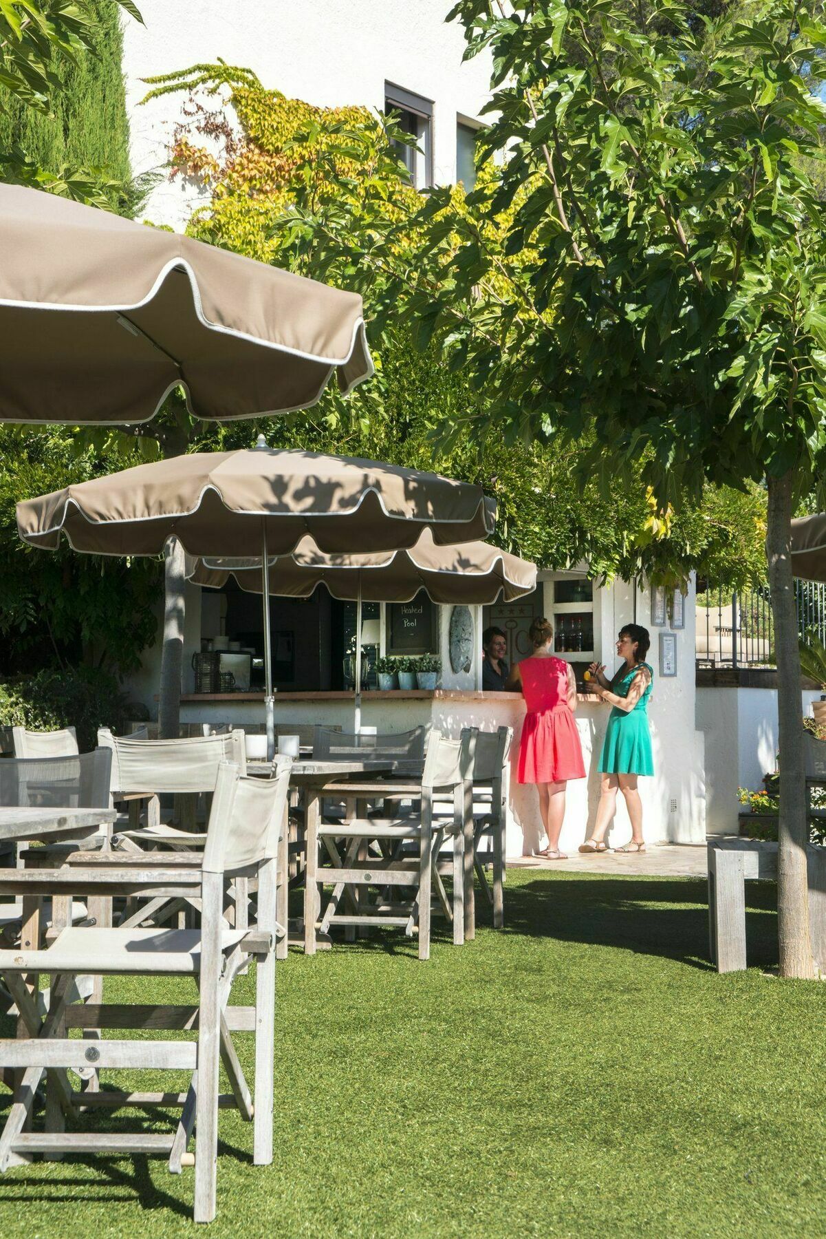 Van Der Valk Hotel Le Catalogne Saint Aygulf Exterior foto